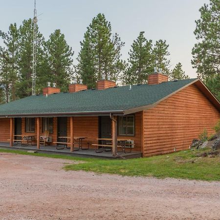 Lodge At Palmer Gulch Hill City Exterior photo