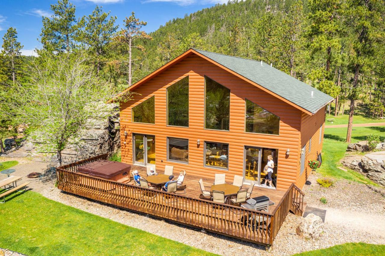 Lodge At Palmer Gulch Hill City Exterior photo